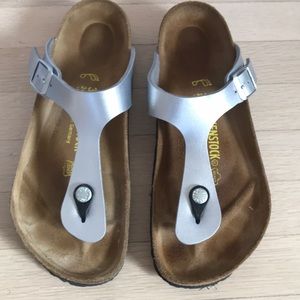 Birkenstock Gizeh Silver Women’s size 8